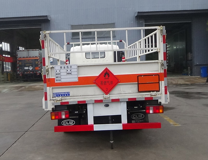 程力牌CL5046TQP6BXW氣瓶運(yùn)輸車(chē)公告圖片