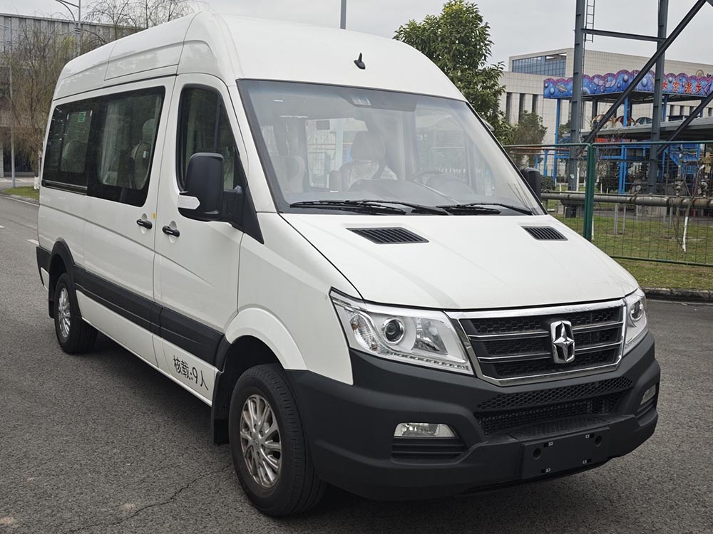 YBL5043XSW型商務(wù)車圖片