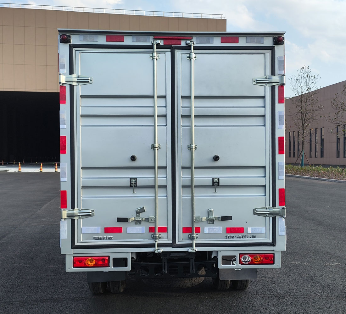 福田牌BJ5030XXY3JV7-88廂式貨車公告圖片