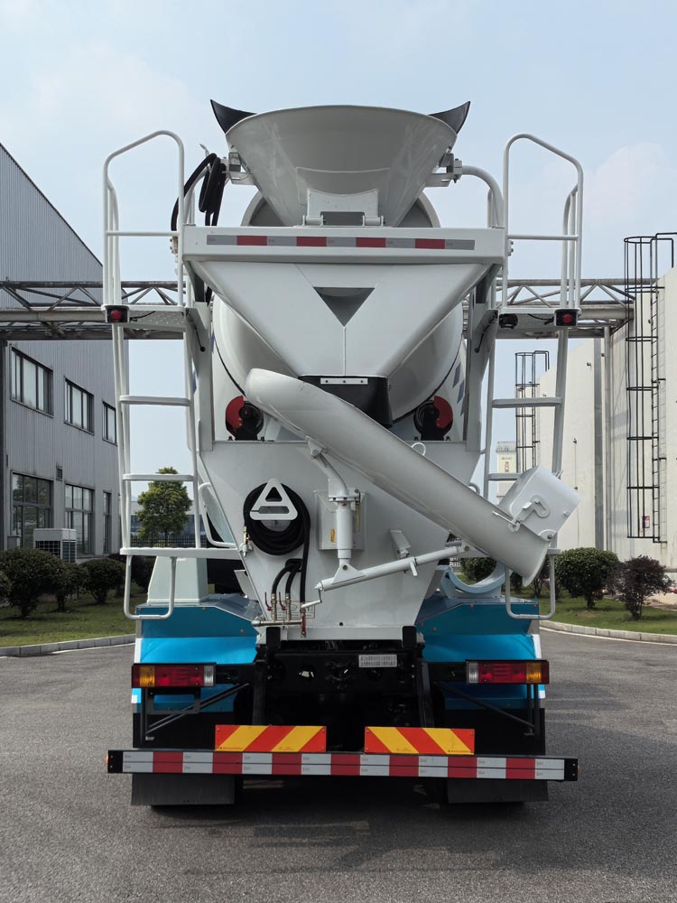 金龍牌XMQ5310GJBBEVLD03換電式純電動混凝土攪拌運(yùn)輸車公告圖片