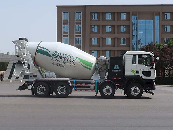 凌宇牌CLY5317GJB30BEV4純電動(dòng)混凝土攪拌運(yùn)輸車公告圖片