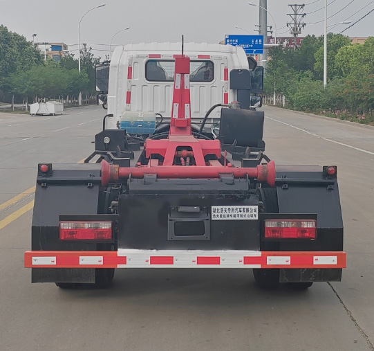 浩天星運(yùn)牌HTX5045ZXXYL6車廂可卸式垃圾車公告圖片