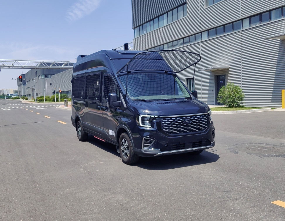 海威英達(dá)牌HWA5040XFBQ6防暴車