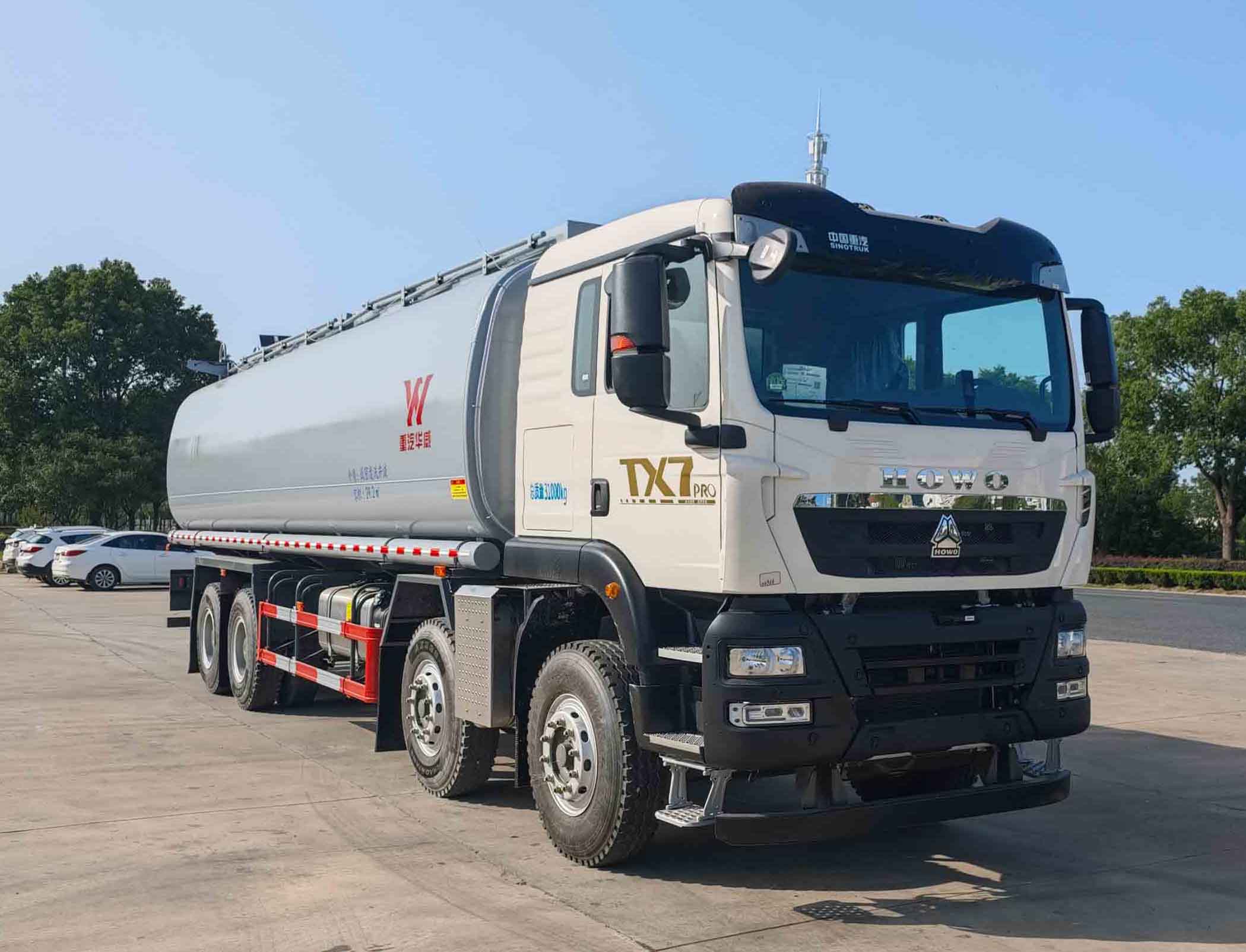 華威馳樂牌SGZ5310TGYZZ6TX供液車公告圖片