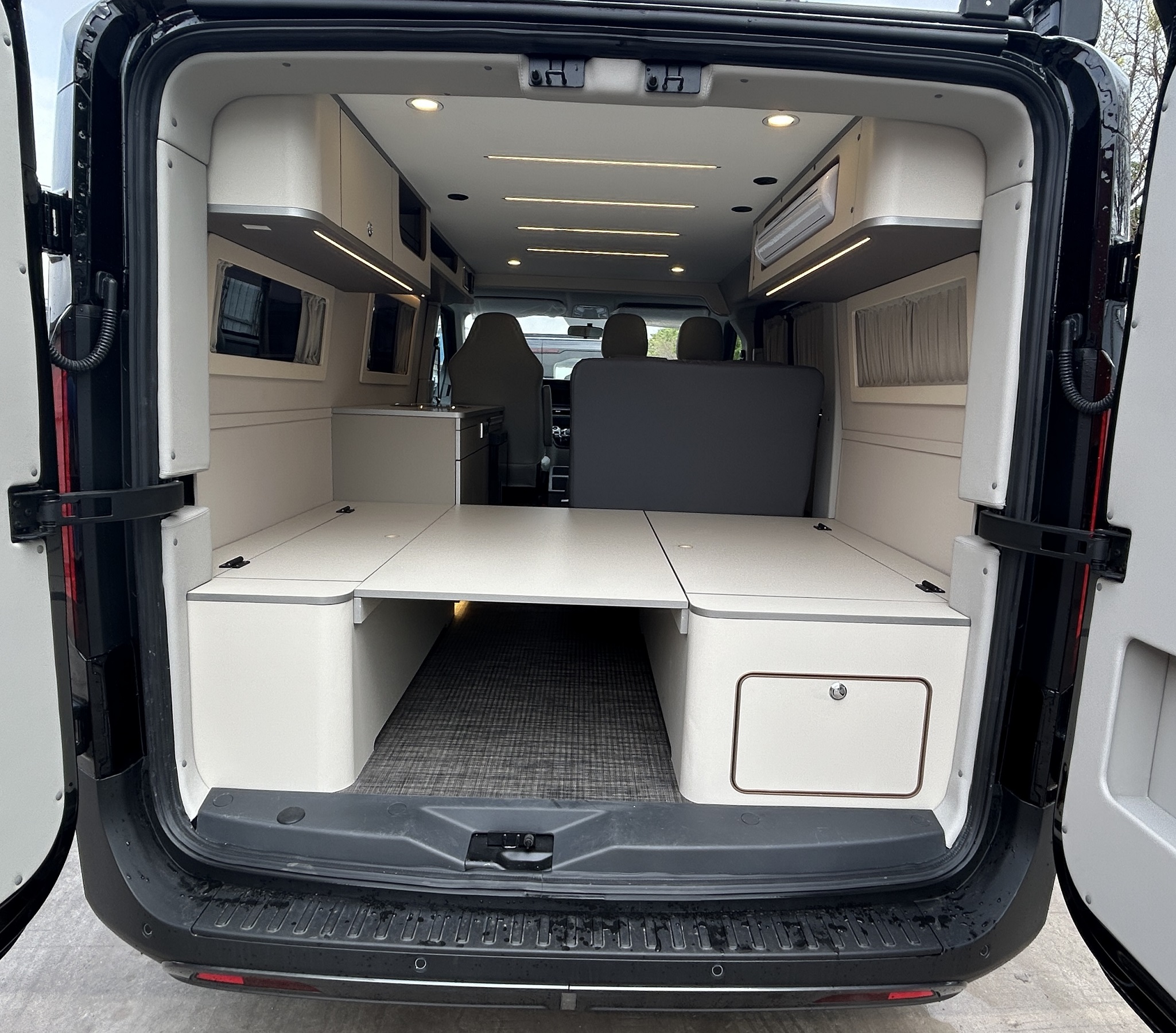 渝州牌YZ5040TSYYFB1Z宿營車公告圖片