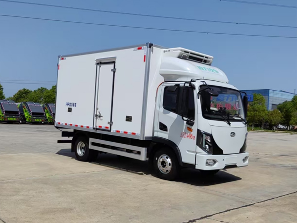 CL5042XLCBEV型純電動(dòng)冷藏車圖片