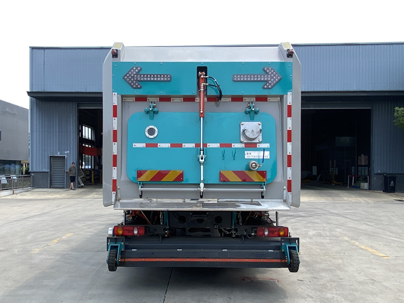 楚勝牌CSC5182TWQD6道路污染清除車公告圖片