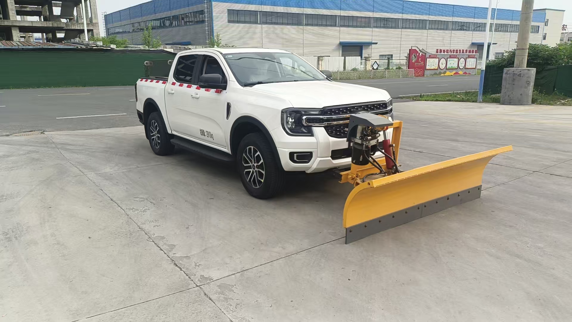 鯤海牌HKH5037TCXJ除雪車公告圖片