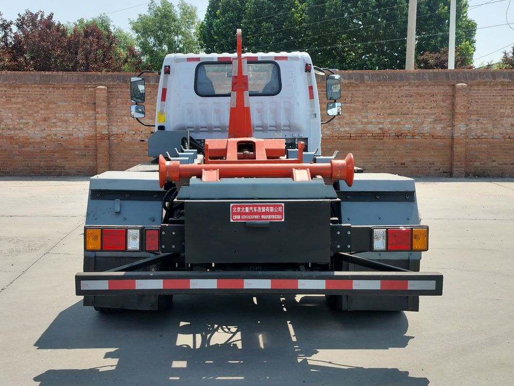 北重電牌BZD5125ZXXFMBEV純電動車廂可卸式垃圾車公告圖片