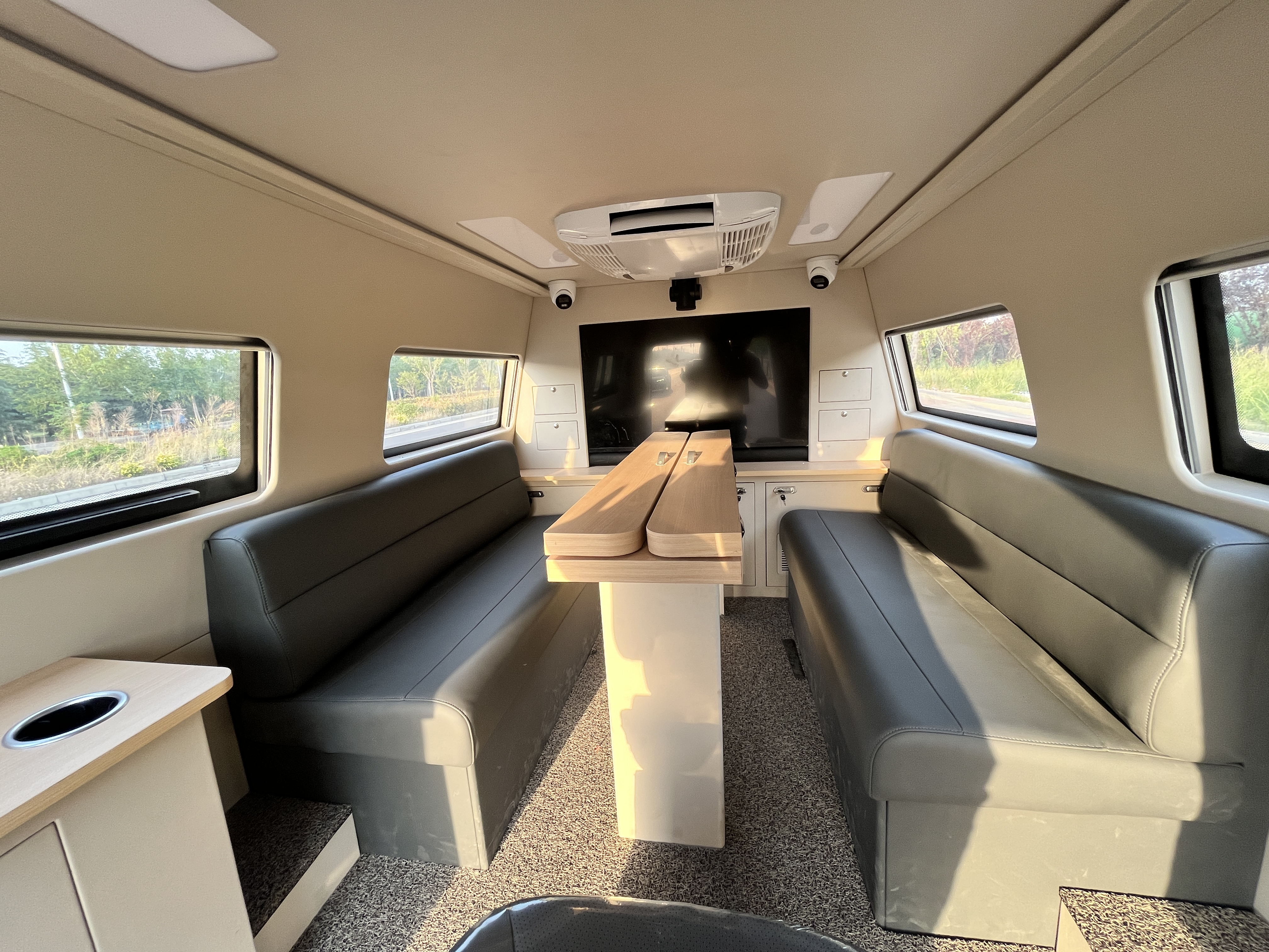 海能達(dá)牌HCV5063XZHF指揮車公告圖片