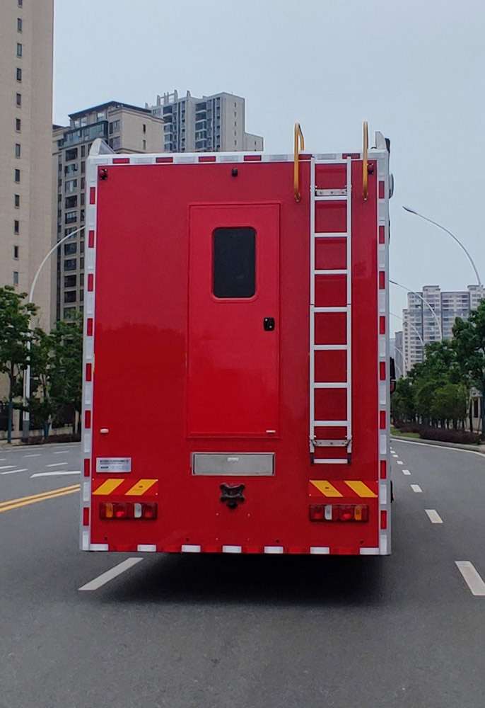 新東日牌YZR5151XCSZ6廁所車公告圖片