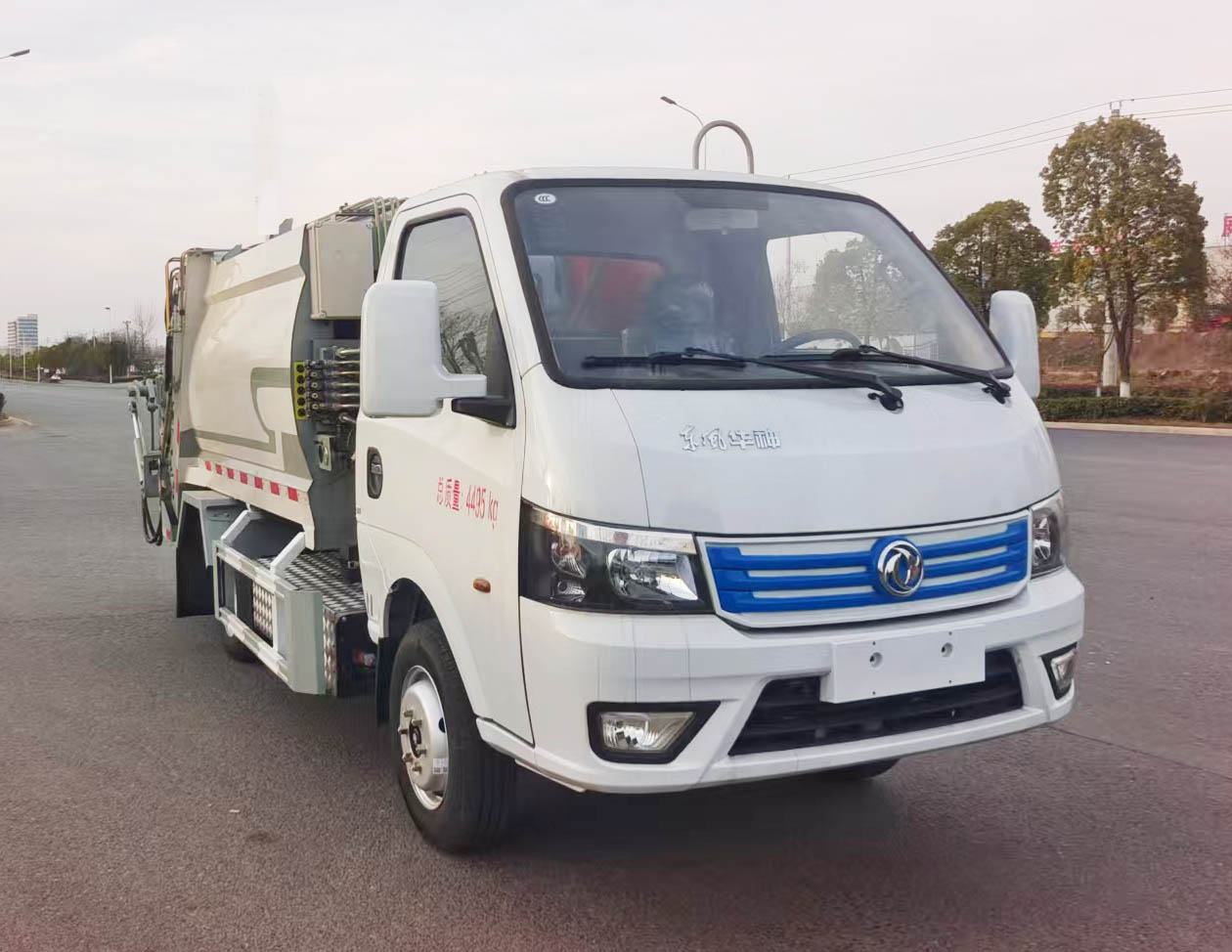 RLQ5040ZYSBEV型純電動壓縮式垃圾車圖片