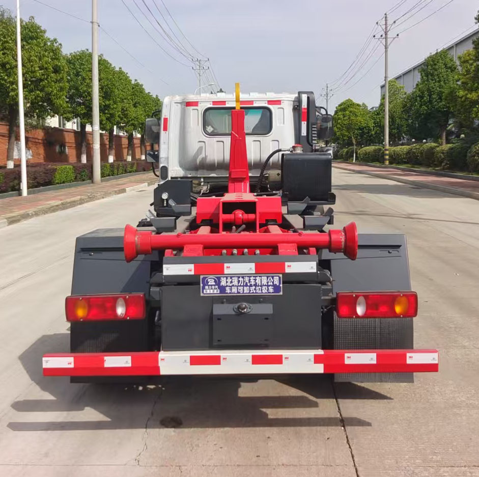 瑞力星牌RLQ5040ZXXE6車廂可卸式垃圾車公告圖片