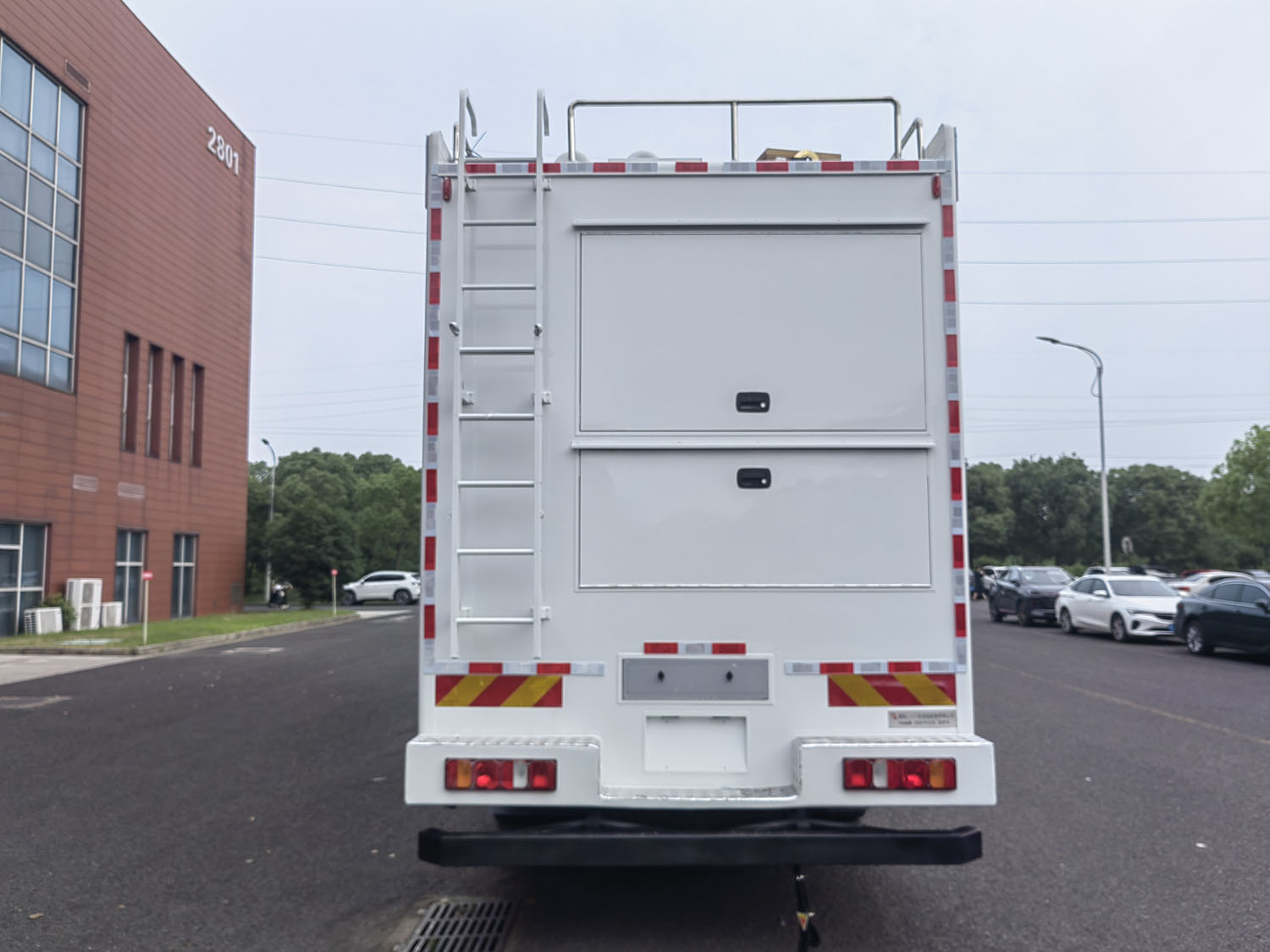 中馳威牌CEV5191XZH指揮車公告圖片