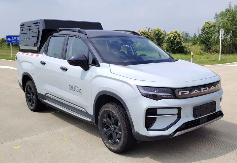 雷達(dá)牌ZB5038TXUBEVFS1純電動(dòng)巡邏車