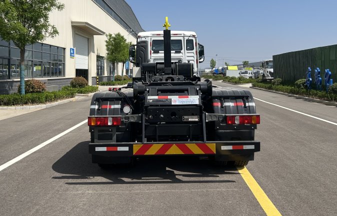 廣環(huán)牌GH5319ZXXZZ6車廂可卸式垃圾車公告圖片