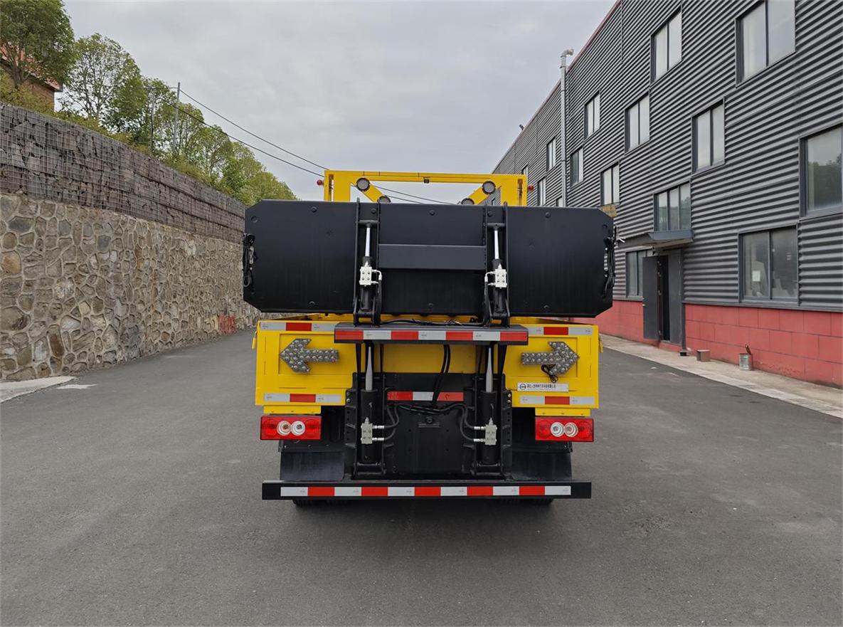 猛卡士特牌XCL5040TFZ6B防撞緩沖車公告圖片