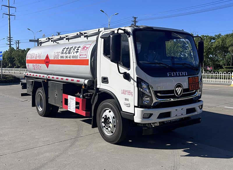 楚飛牌CLQ5128GJY6BJ加油車公告圖片