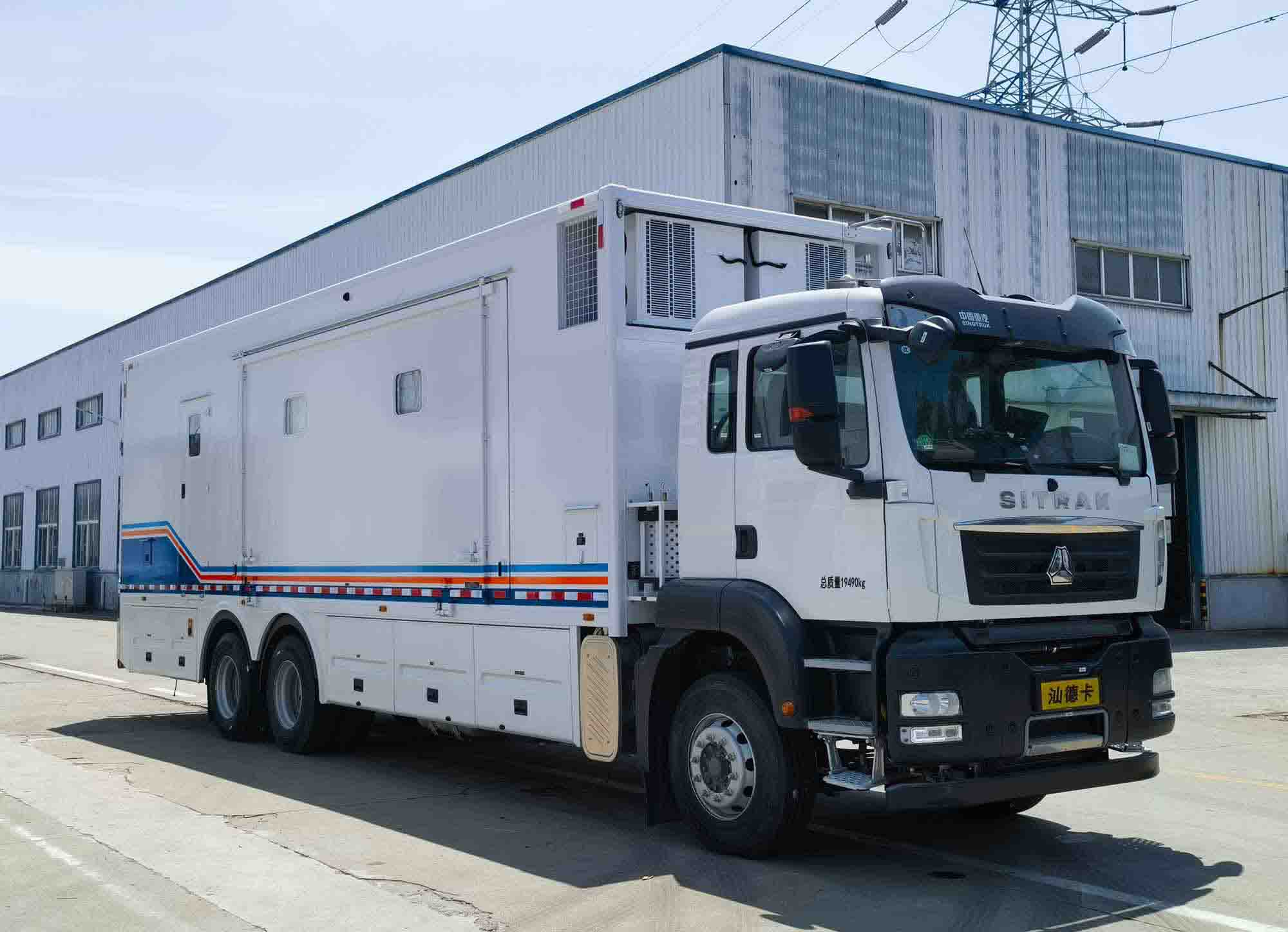 康飛牌KFT5199XYL60醫(yī)療車