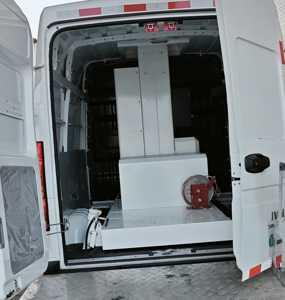 路德力牌ABL5040JGK6A高空作業(yè)車公告圖片