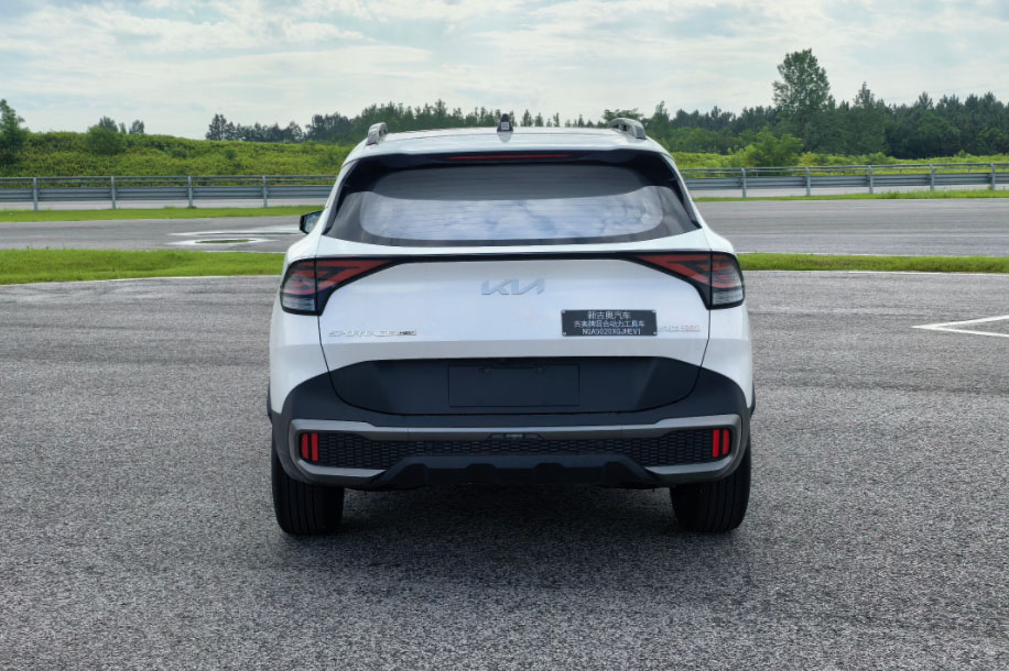 吉奧牌NGA5020XGJHEV1混合動(dòng)力工具車公告圖片