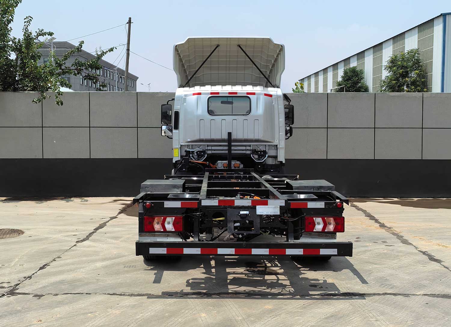 大衡輝牌SJQ5040ZKXJHBEV純電動(dòng)車廂可卸式汽車公告圖片