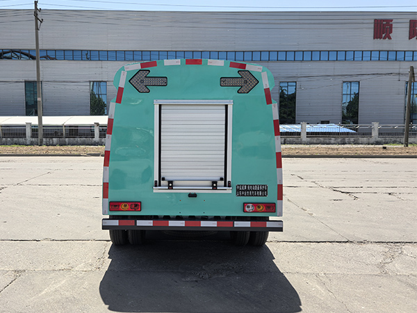 中運威牌ZYW5040TYHBJBEV純電動路面養(yǎng)護車公告圖片