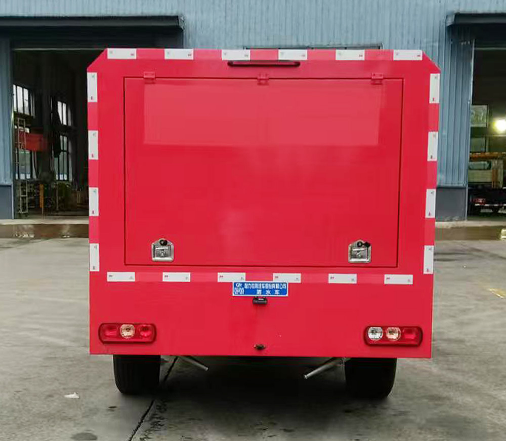 程力威牌CLW5030GSSAJP灑水車公告圖片