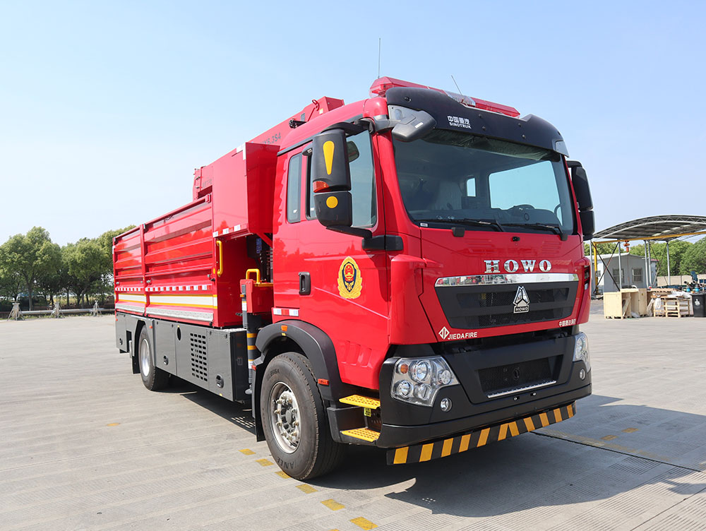 SJD5190TXFSJ06/HWA型應(yīng)急救援消防車圖片