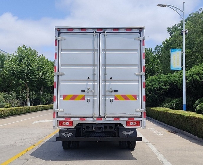 福田牌BJ5134XXY9JBA-55廂式貨車公告圖片