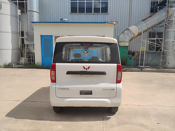 華茂駿捷牌LHC5010TXUEV純電動(dòng)巡邏車(chē)公告圖片