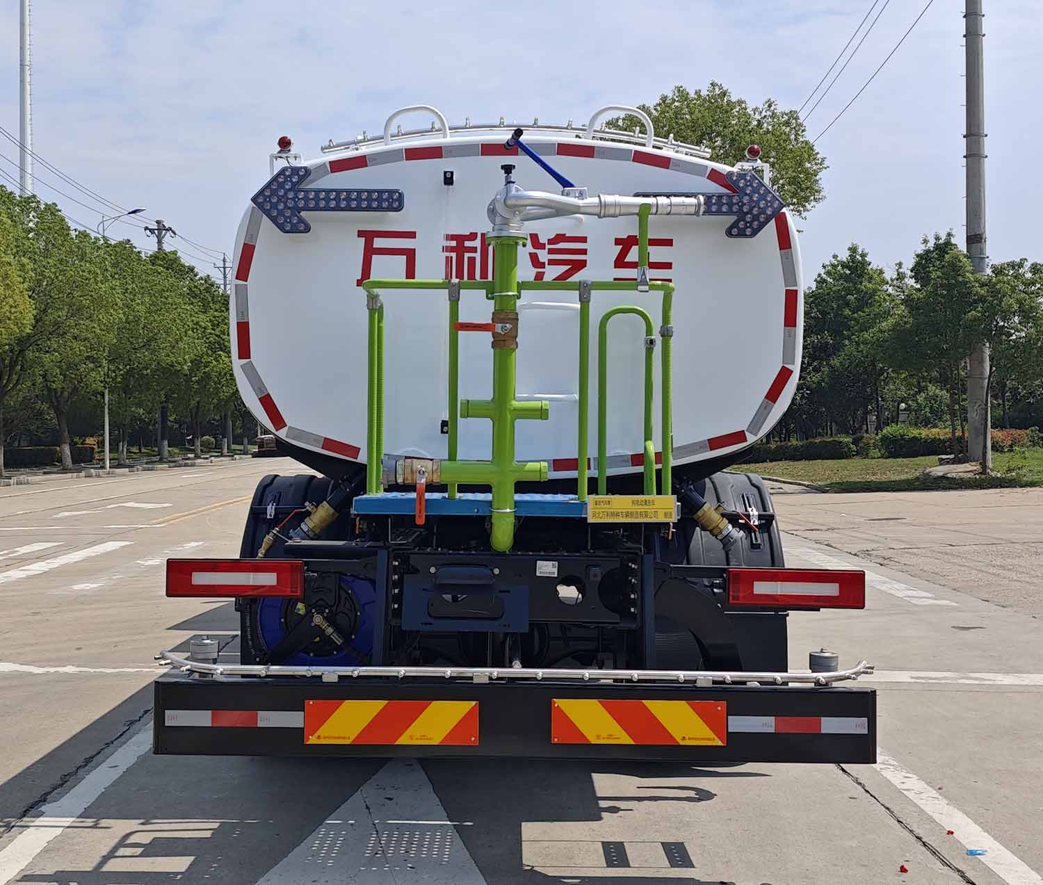 富巖汽車牌HWL5185GQXBEV純電動清洗車公告圖片