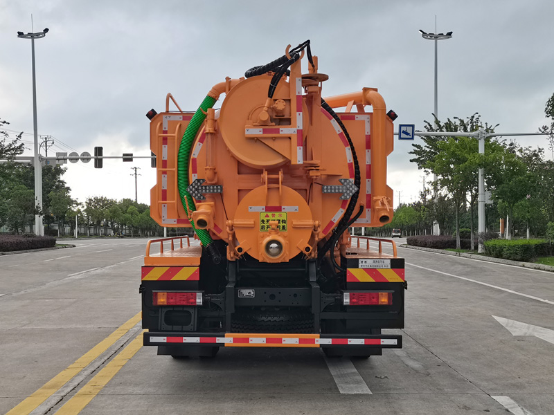 楚勝牌CSC5160GQWS6清洗吸污車公告圖片