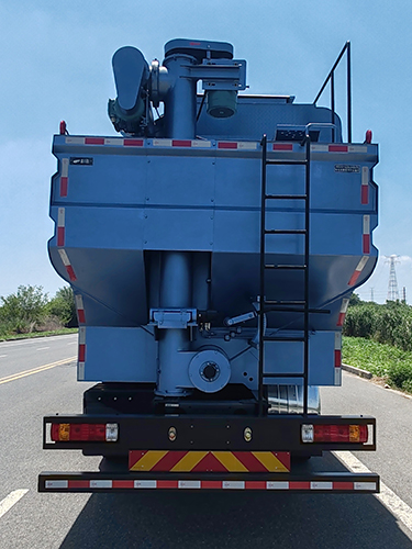 百勤牌XBQ5310ZSLD42LEV純電動(dòng)散裝飼料運(yùn)輸車公告圖片