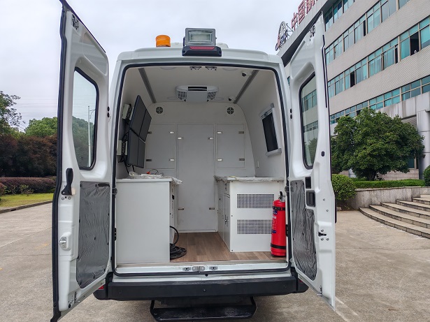 奧賽牌ZJT5040XJCEV純電動(dòng)檢測(cè)車(chē)公告圖片