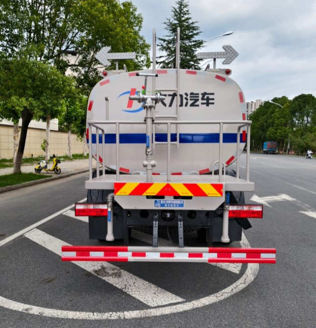 大力牌DLQ5160GPS6綠化噴灑車(chē)公告圖片