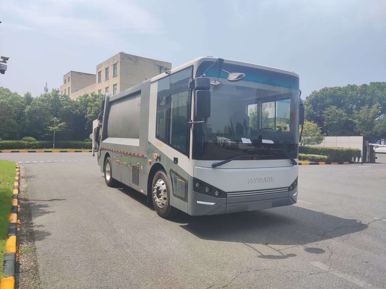 CGJ5182ZYSNLBEV型純電動壓縮式垃圾車圖片