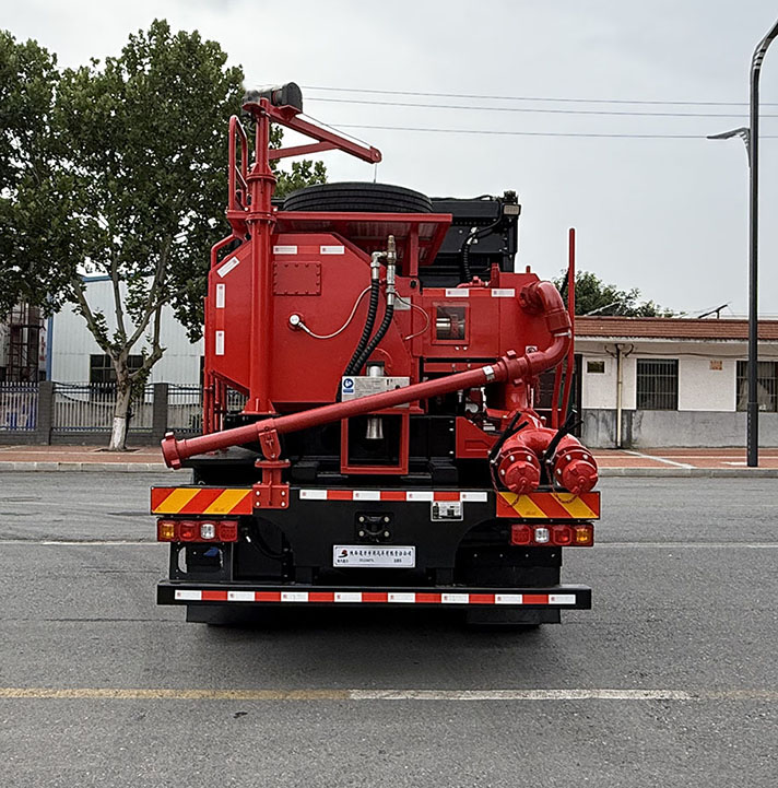 陜汽通力牌STL5360TYL壓裂車(chē)公告圖片