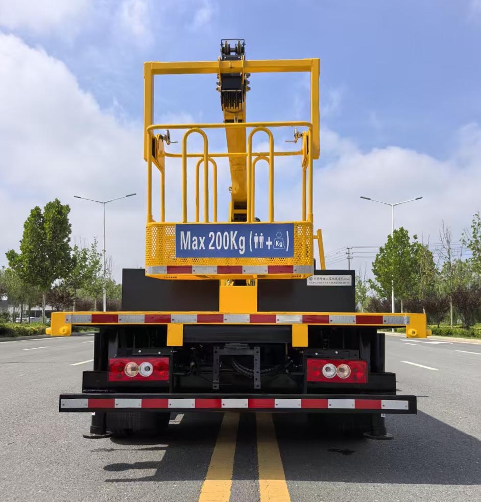 明健神力牌MJA5040XJXFT6抽油機檢修車公告圖片