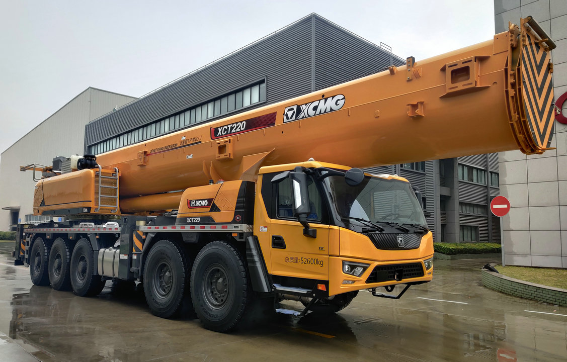 XZJ5530JQZ220G8型汽車(chē)起重機(jī)圖片