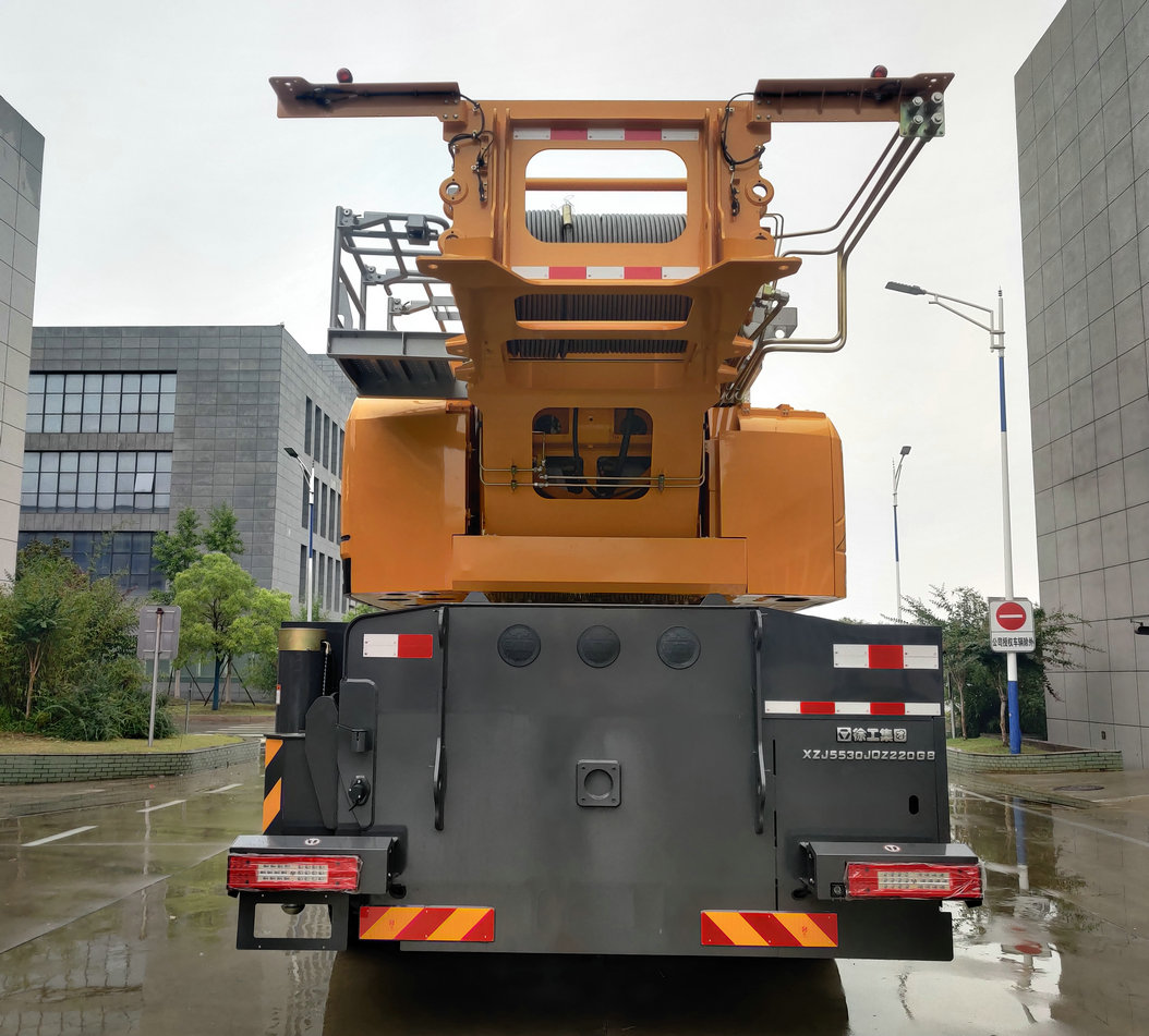 徐工牌XZJ5530JQZ220G8汽車起重機公告圖片