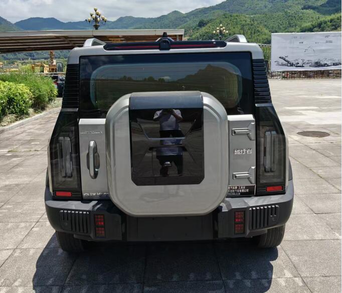 瓏致汽車牌LZV5020XGJ12B工具車公告圖片