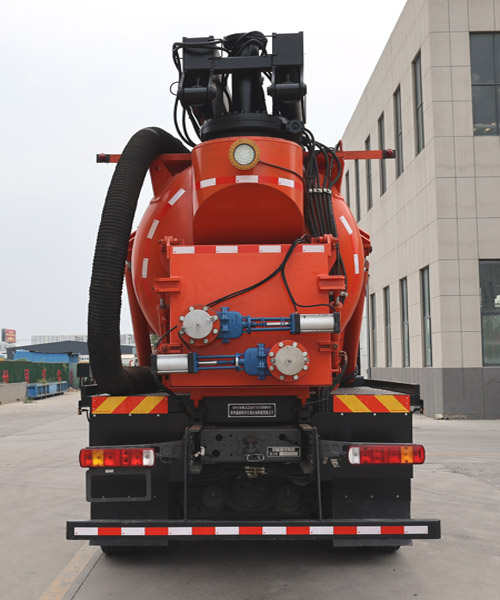 勝利天拓牌LFZ5380TWX挖掘抽吸車公告圖片