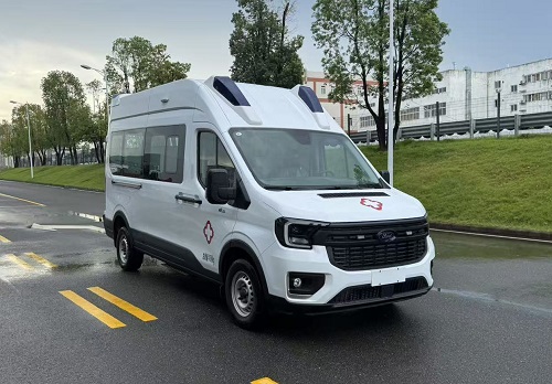 GPY5041XJHJ7型救護(hù)車圖片