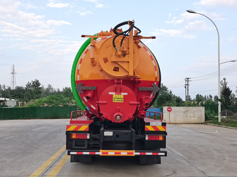 楚勝牌CSC5318GQWS6清洗吸污車公告圖片