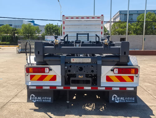 三迪牌SAD5310ZXXZZBEV純電動(dòng)車廂可卸式垃圾車公告圖片