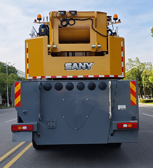 三一牌SYM5721JQZ750T全地面起重機(jī)公告圖片