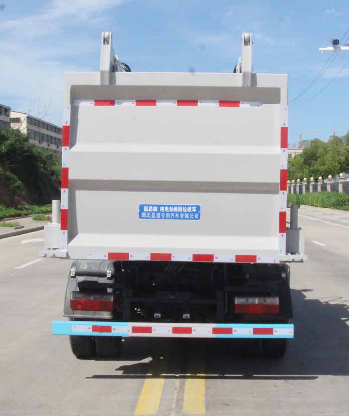 縱昂牌CLT5040TCAEQBEV純電動餐廚垃圾車公告圖片