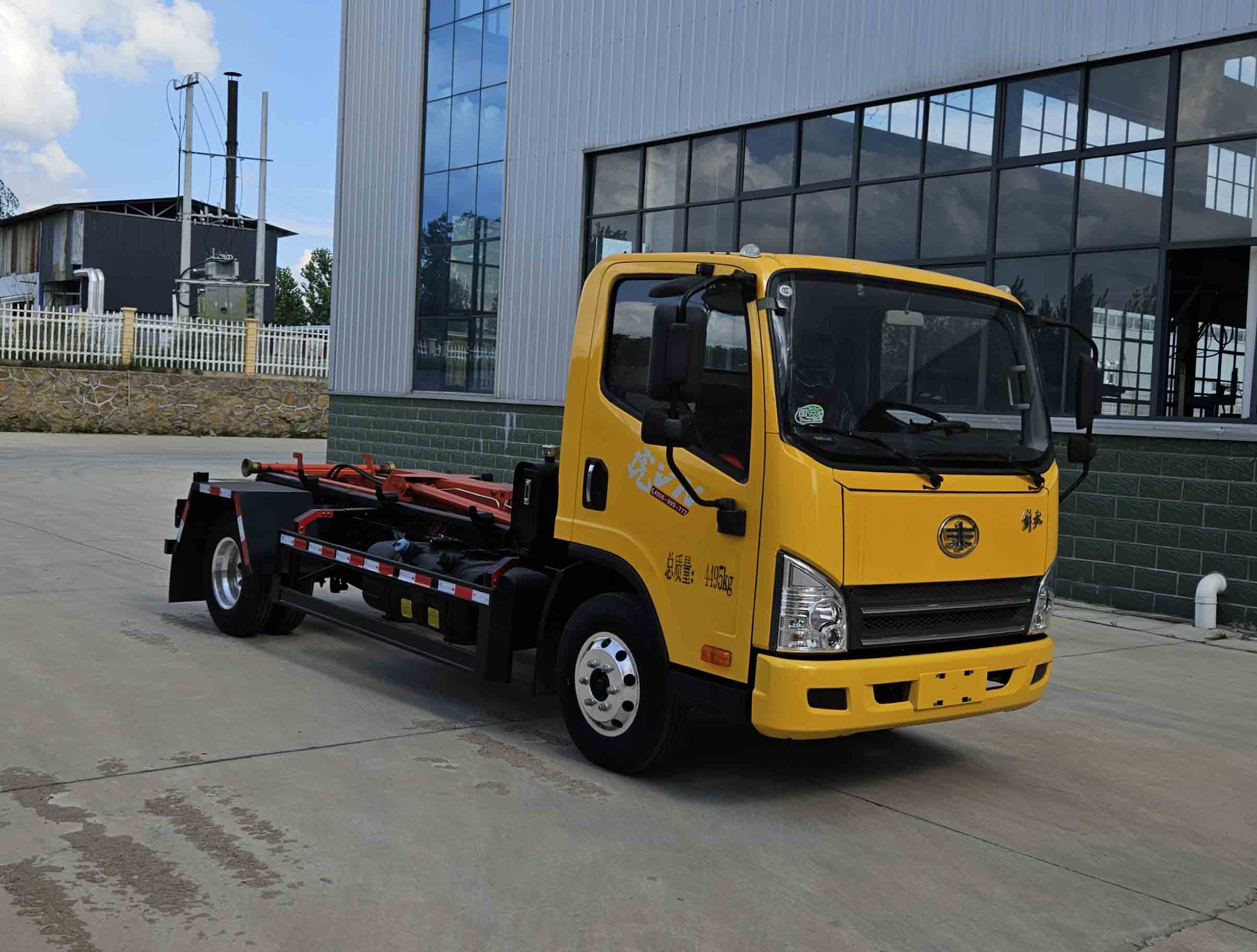 瑞雅晟牌RRR5043ZXXC車(chē)廂可卸式垃圾車(chē)公告圖片