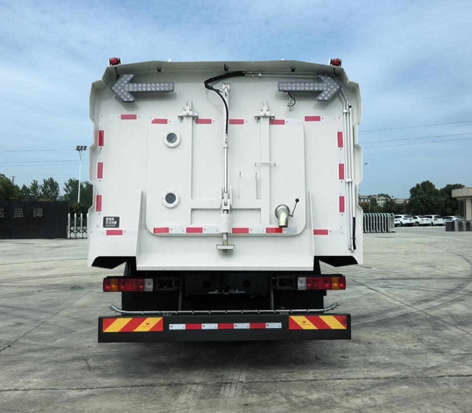 愛(ài)瑞特牌ART5182TXSS92BEV純電動(dòng)洗掃車公告圖片